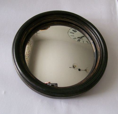 Petite antique design round - petite,
